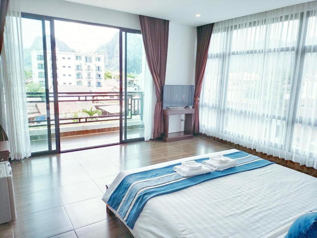 Vang Vieng Topview Hotel 外观 照片