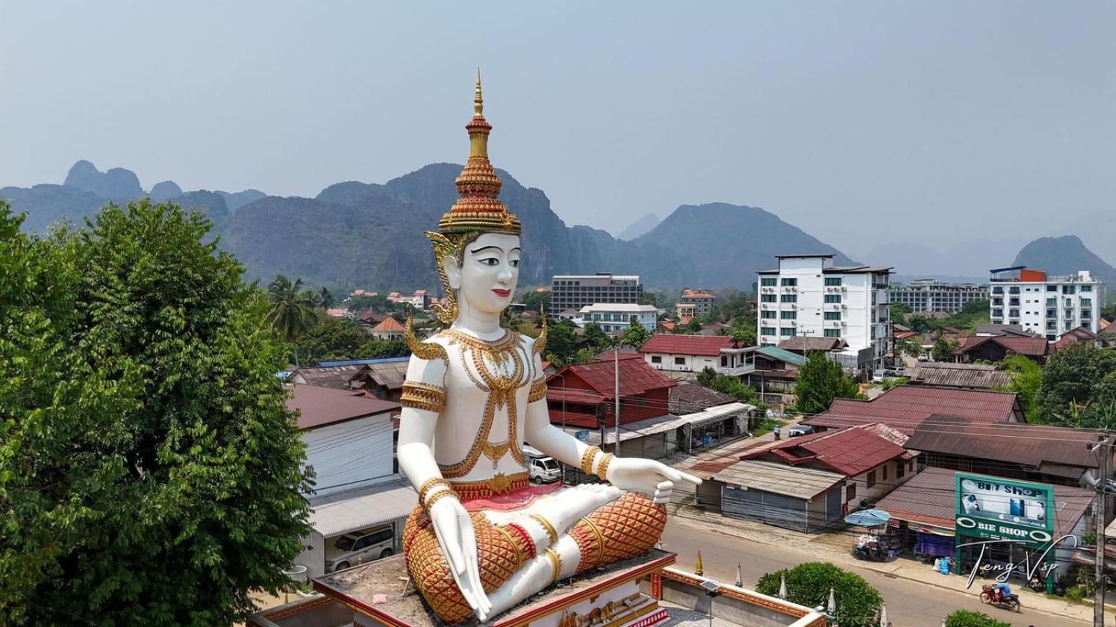 Vang Vieng Topview Hotel 外观 照片