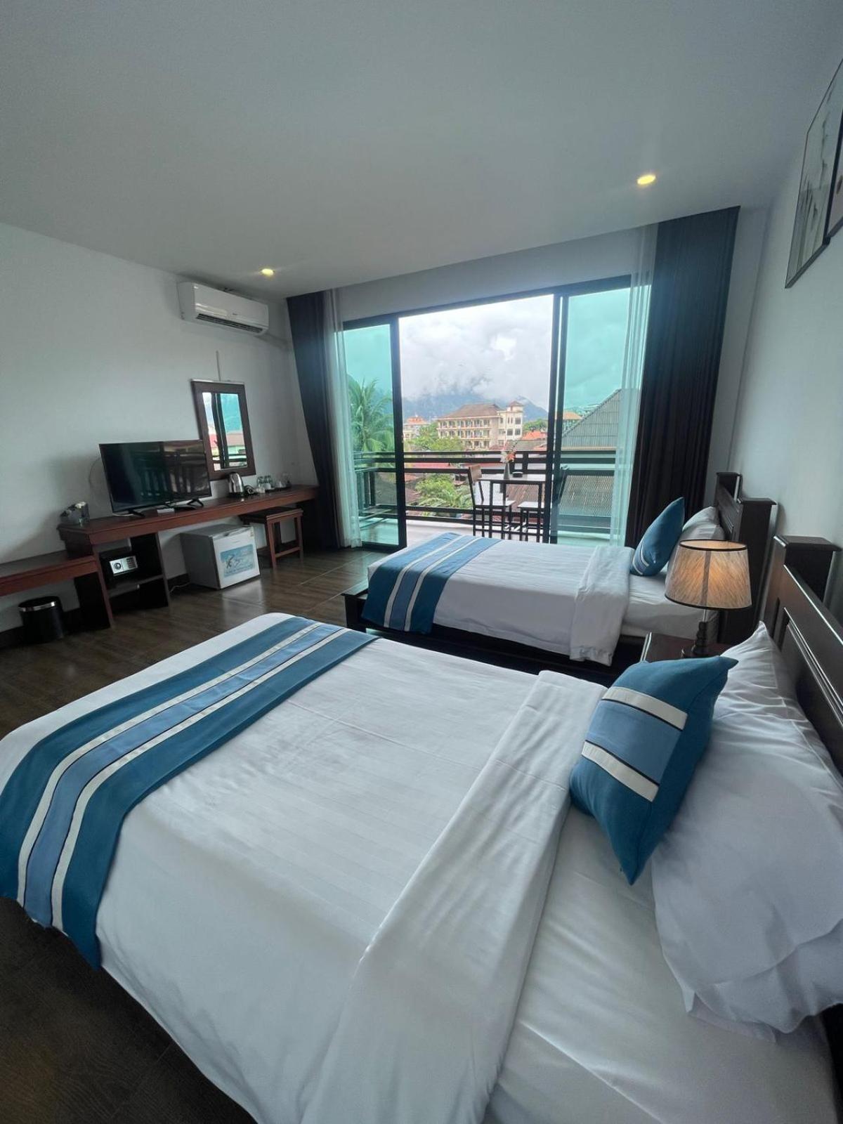 Vang Vieng Topview Hotel 外观 照片